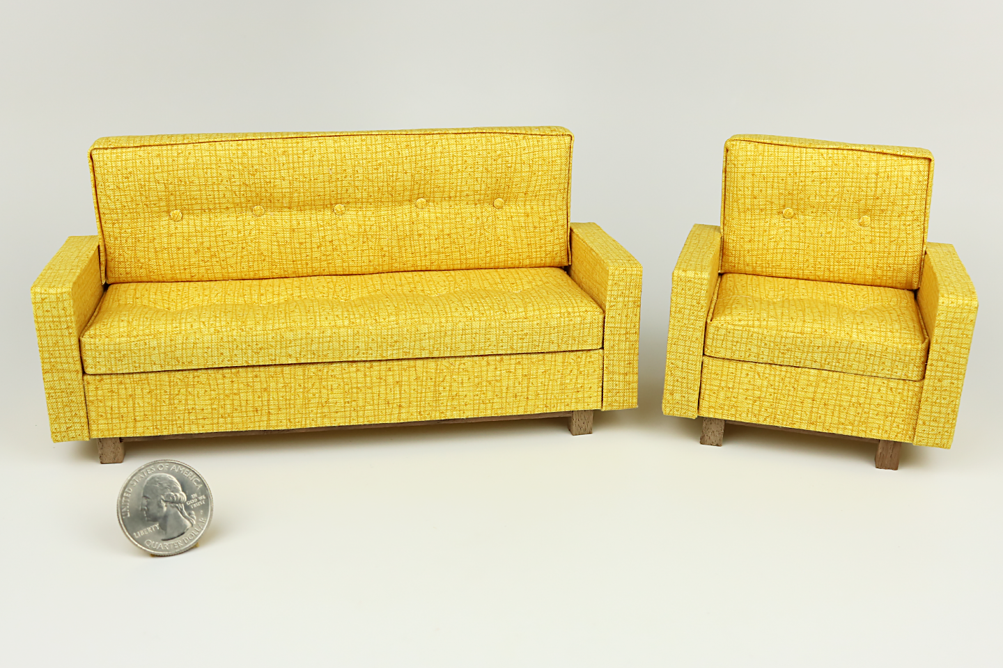 Mid-Century Modern Living Room in "Maize"