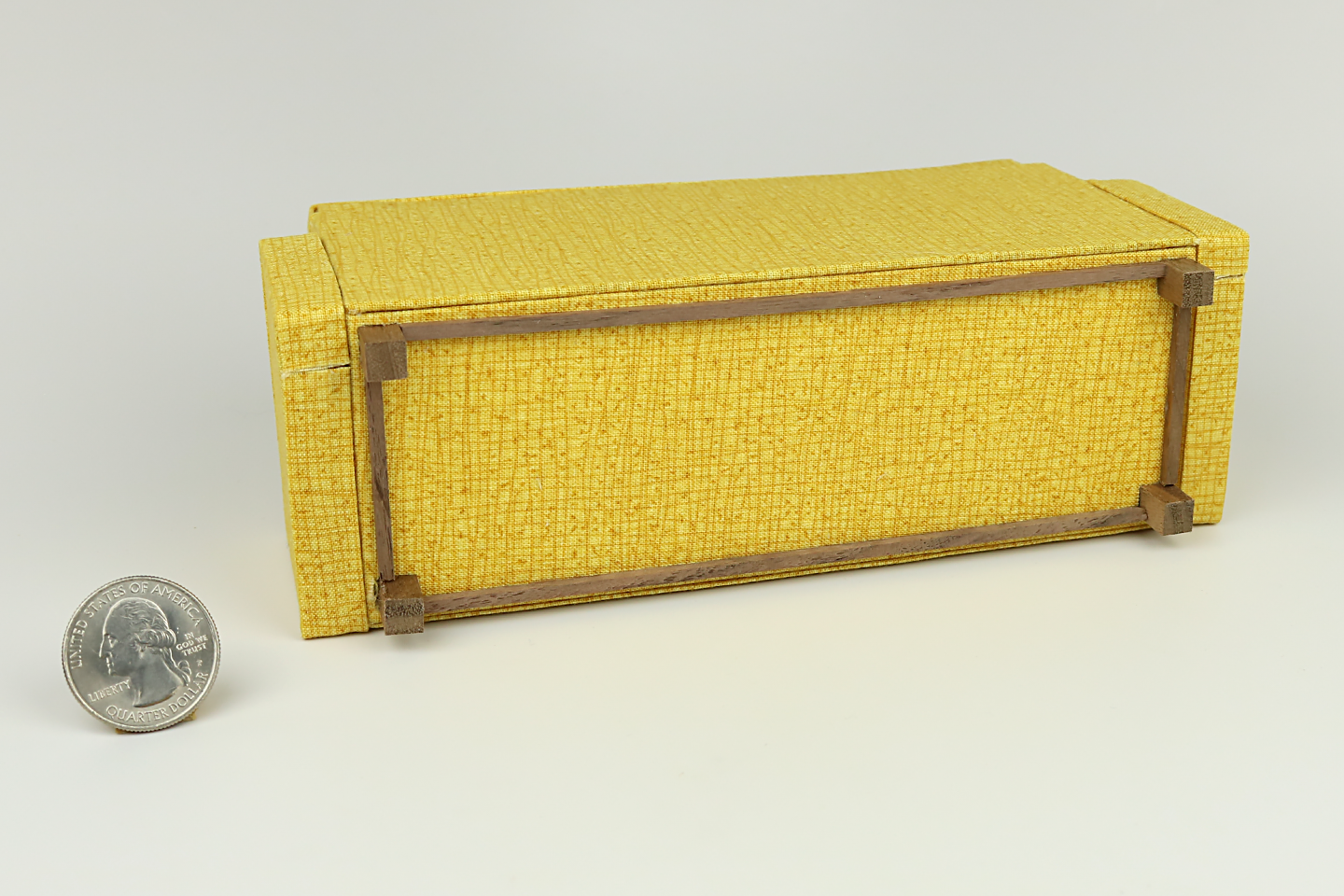 Mid-Century Modern Living Room in "Maize"