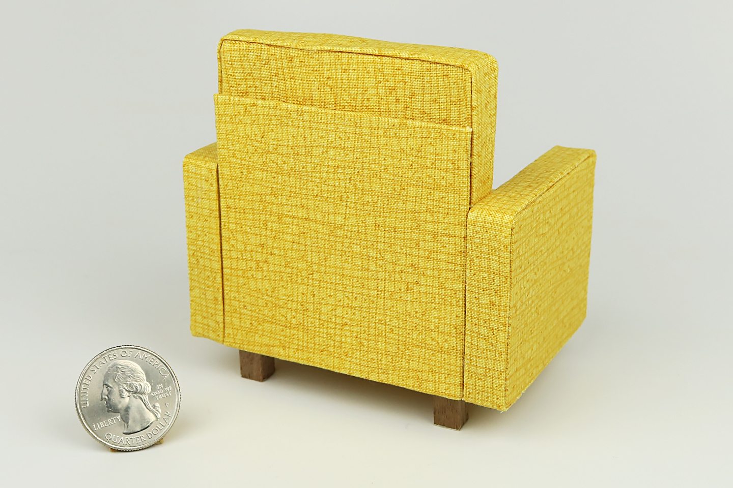 Mid-Century Modern Living Room in "Maize"