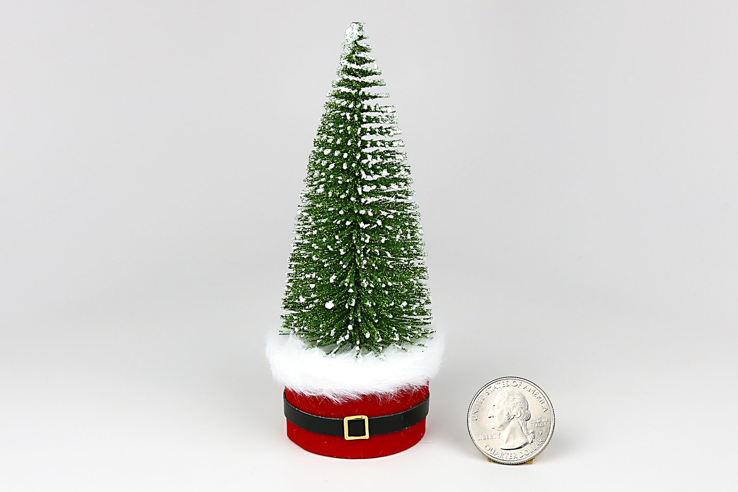Santa’s Christmas Tree in Green (4")