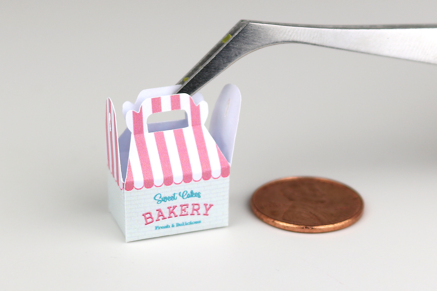 Sweet Cakes Treat Box