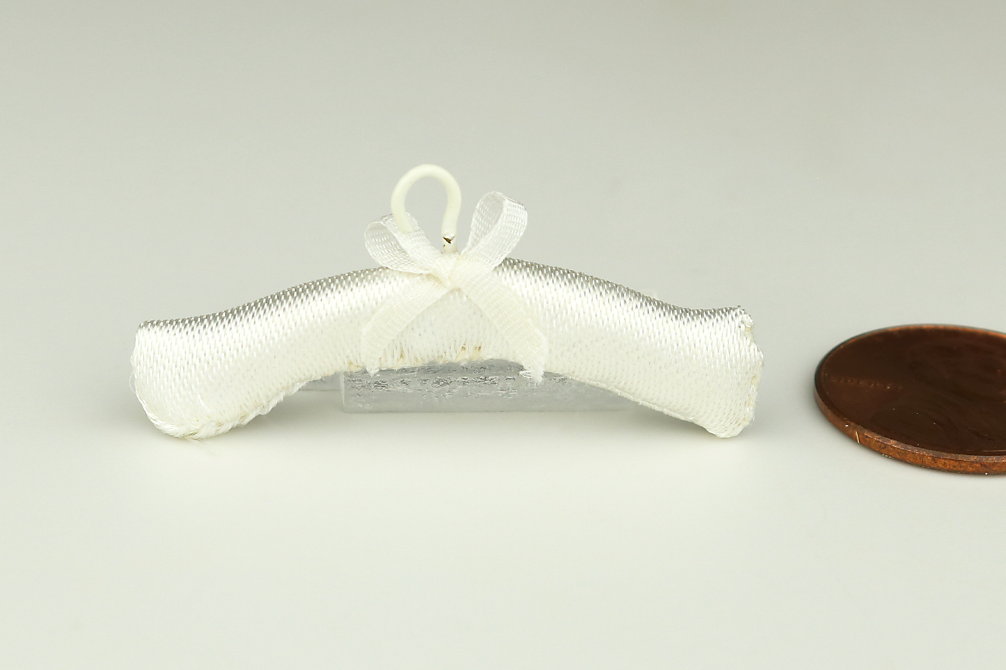 Satin Padded Hanger (White)