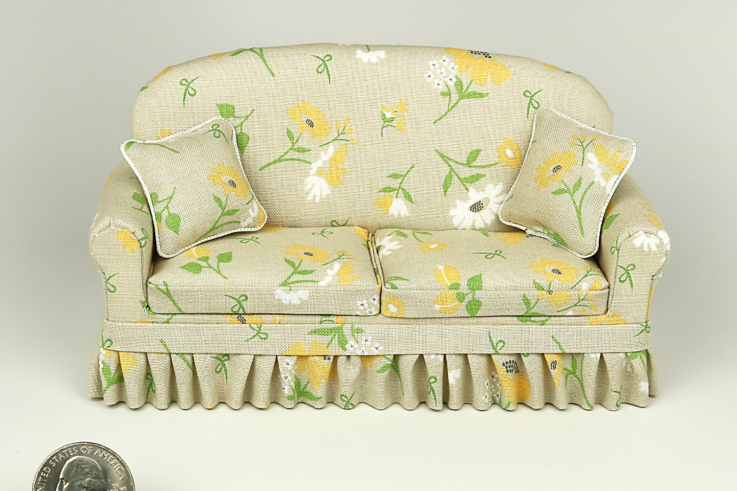 Sunshine Daisy Living Room