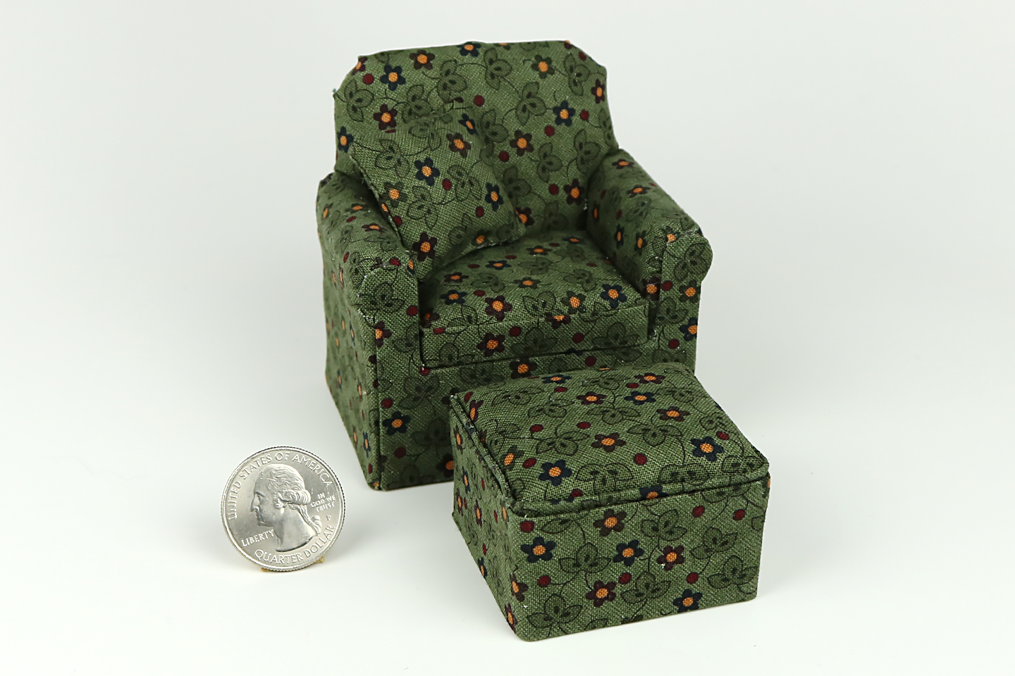 Evergreen Hill Chair with Ottoman