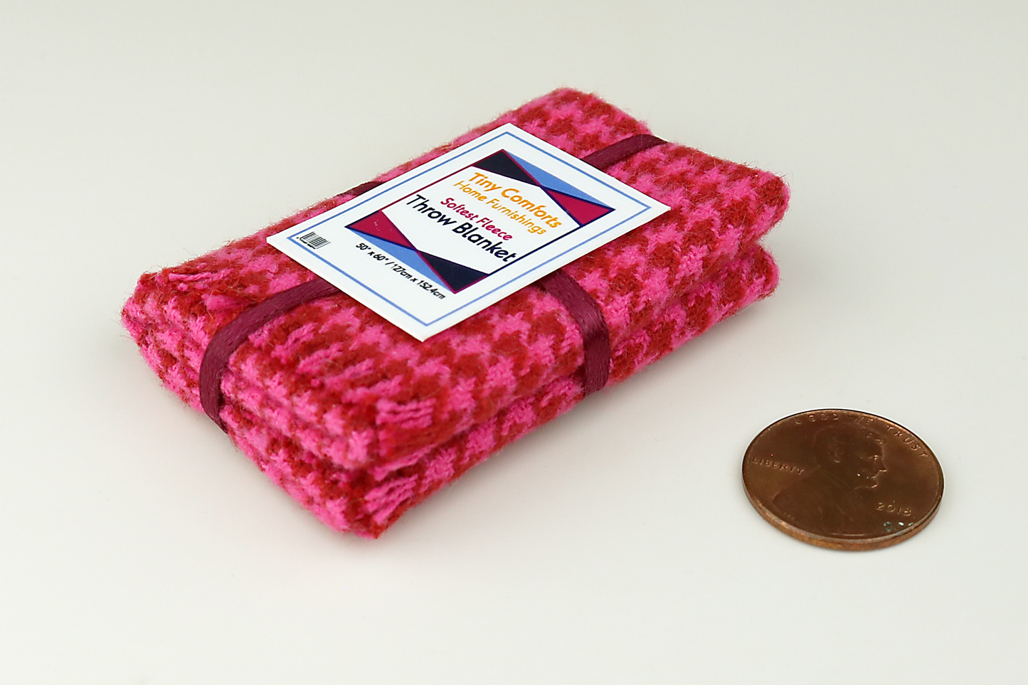 Fleece Throw Blanket in Pink