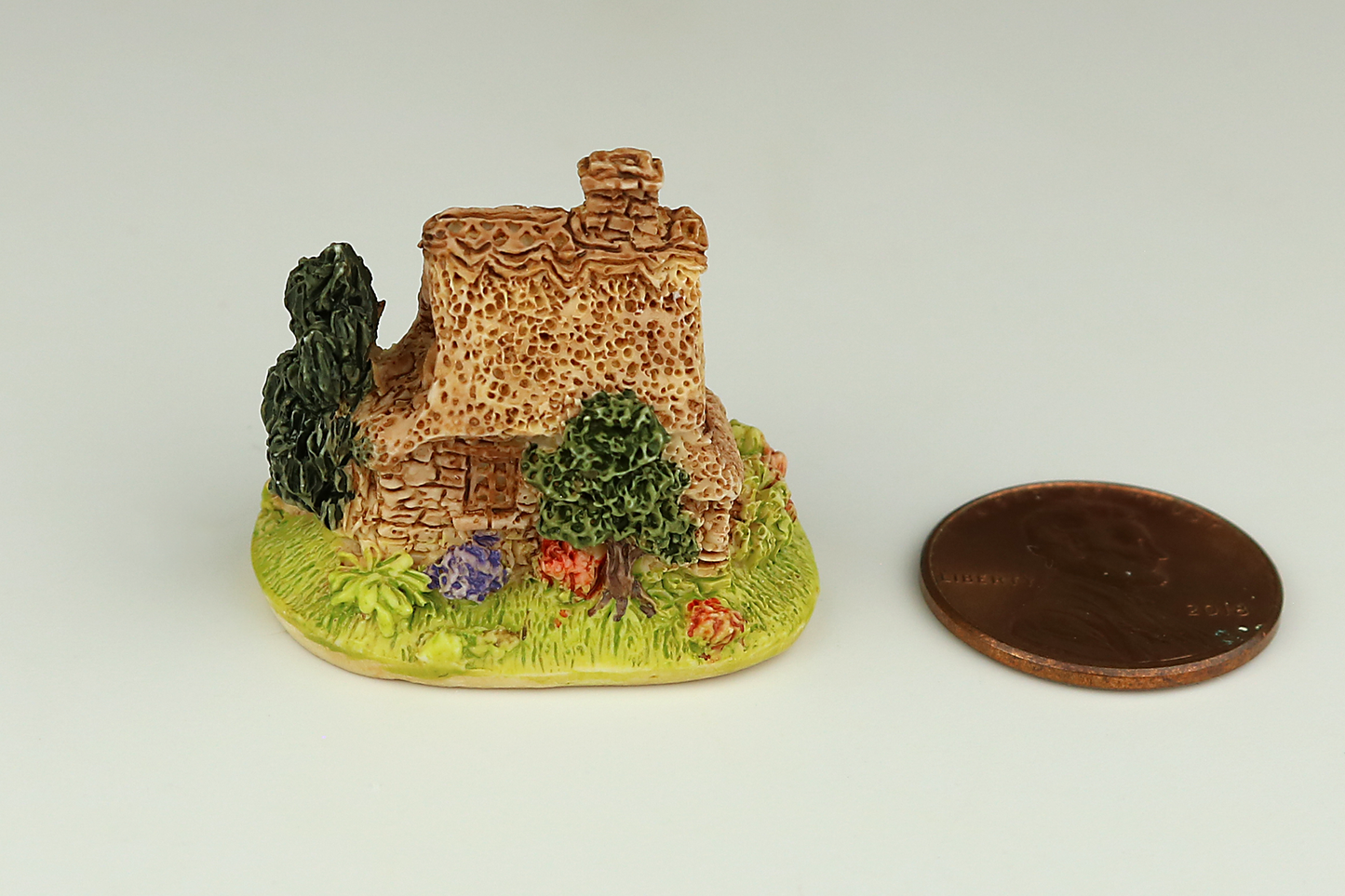 Ceramic Rustic Rose Cottage