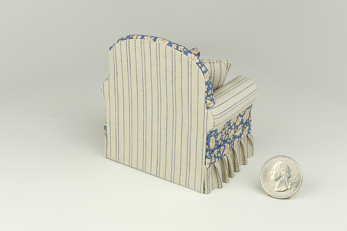 Floral Daydream Blue-Ecru Armchair