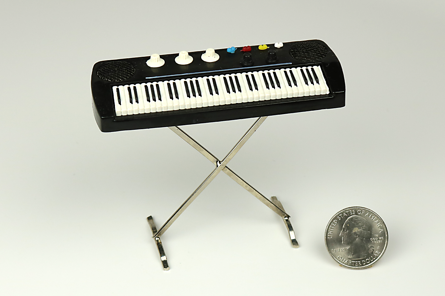Electric Keyboard on Stand