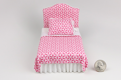 Geometric Petal Pink Bed