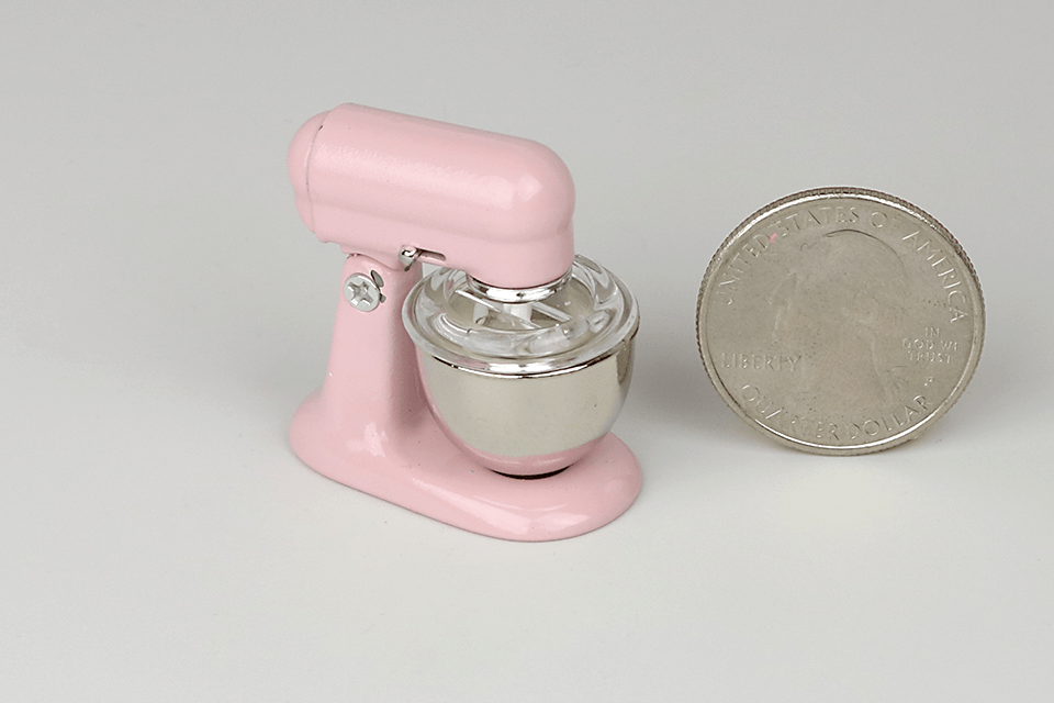 Stand Mixer with Bowl in Light Pink