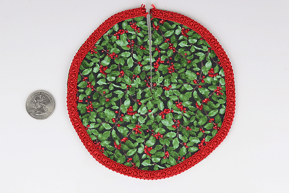 Christmas Tree Skirt (Various Styles)